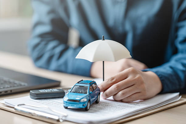 Reliable Commercial Auto Insurance contractor in Libertyville, IL by Auto Insurance Axis